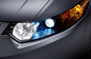 2013-tsx-sport-wagon-exterior-in-forged-silver-metallic-headlight_hires