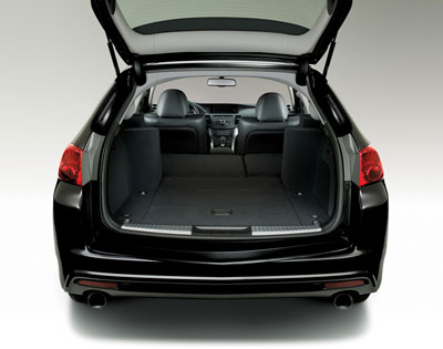 2013-tsx-sport-wagon-exterior-with-technology-package-in-crystal-black-pearl-open-tailgate